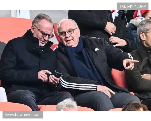 鲁梅尼格强调拜仁需要更多像赫内斯一样以俱乐部利益为重的领导者 鲁梅尼格强调拜仁需要更多像赫内斯一样以俱乐部利益为重的领导者