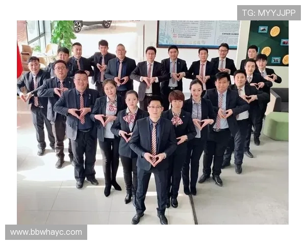 博尼前教练：博尼极具智慧 一切行动始终围绕团队服务